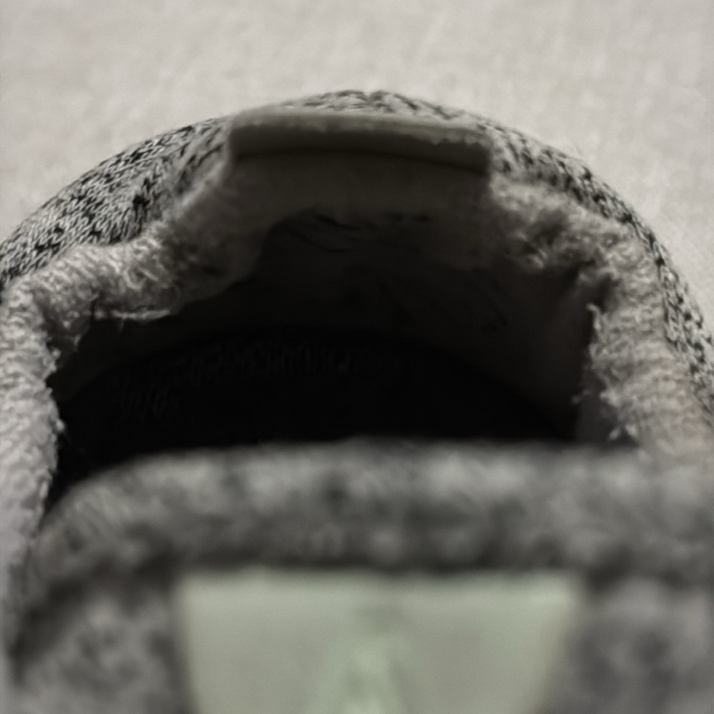 Wmns Allbirds Wool Runners-Sz 8-Light Grey with Dark Grey Soles - Picture 10 of 16